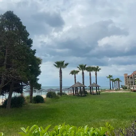 بيت للعطل Private In Elenite